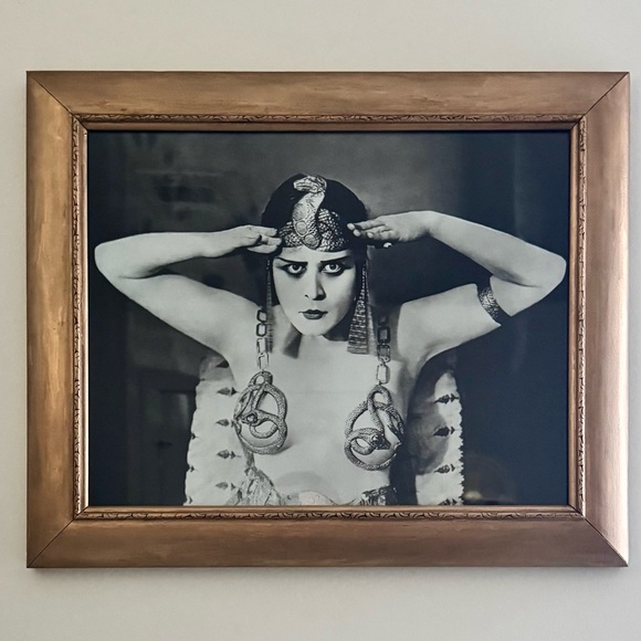 Large Theda Bara Cleopatra silent film wall art. - Picture 3 of 9